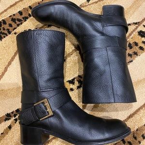 Chloe black pebbled moto boots size 37.5